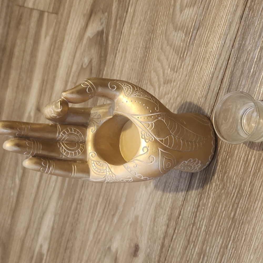 Gold Tealight Holder - Picture 3 of 5